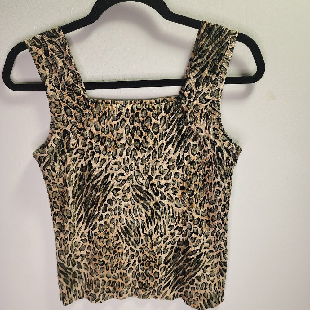 Pleat Pleat Sleeveless Shirt - Tan with Green Design, Size S